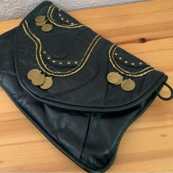 Vintage black leather clutch or crossbody purse with french coins - Picture 8 of 9